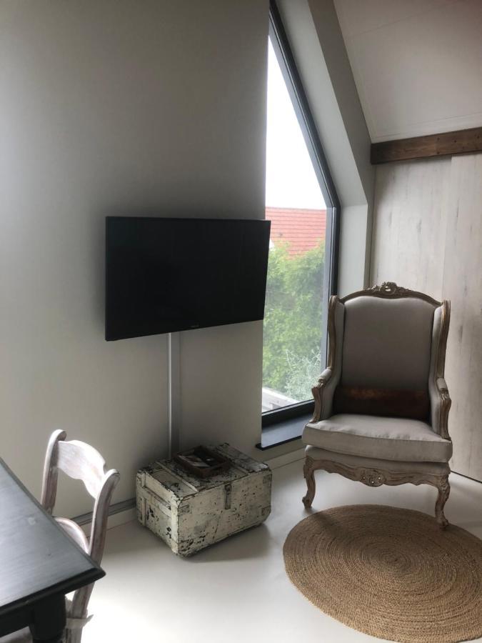 Bij Van Der Veer Julianadorp Bagian luar foto